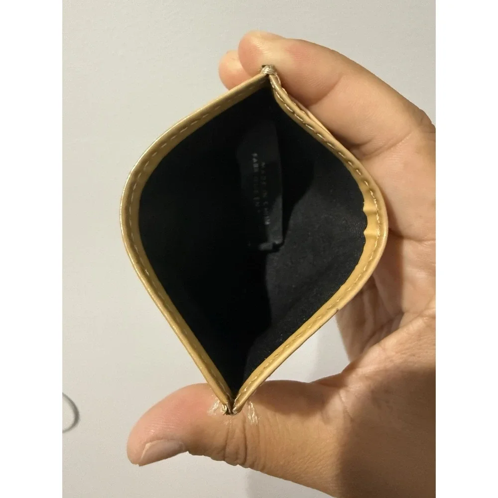 Marc Jacobs Patent Leather Quilted Hearts Tan Card Holder‎ SEE PHOTOS